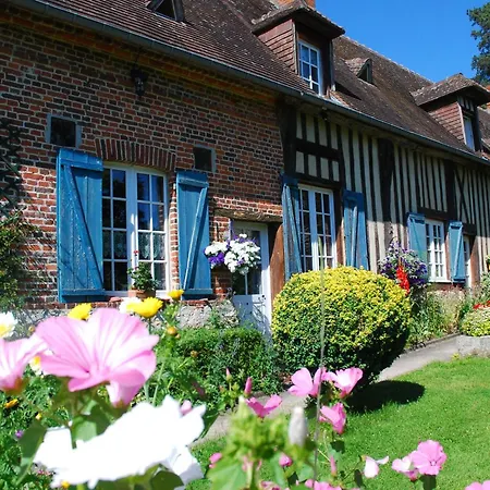 Bed & Breakfast Les Prés Rousselins En Pays D'auge 3*