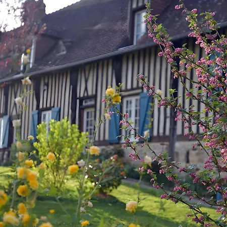 Les Prés Rousselins En Pays D'auge 3*